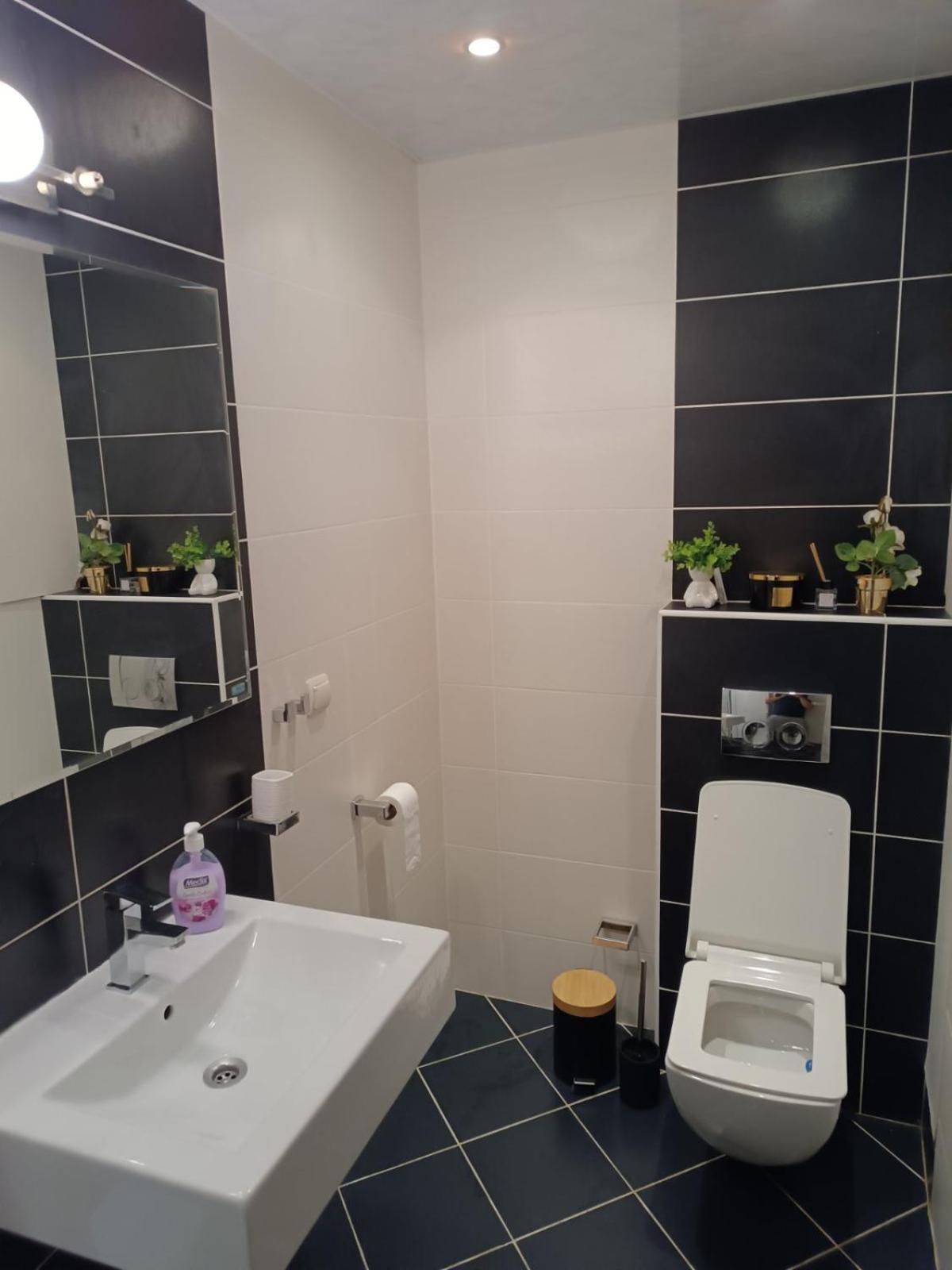 Apartment Marina Varna Dış mekan fotoğraf